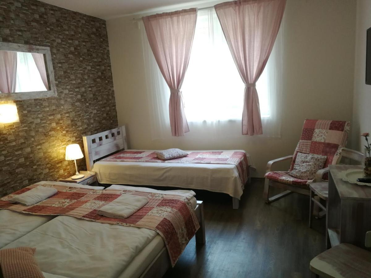 Penzion Starovice Zewnętrze zdjęcie